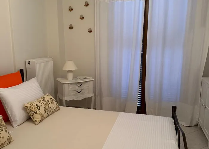 Ever After אפיטוס