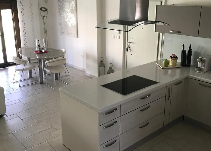 Ever After וילה אפיטוס